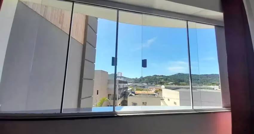 Apartamento com 2 dormitórios sendo 1 suíte e 3 vagas no bairro nova esperança em balneário camboriú