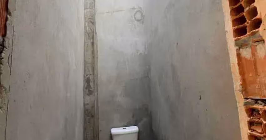 Sobrado em construção com 2 suítes e 1 vaga de garagem em camboriú
