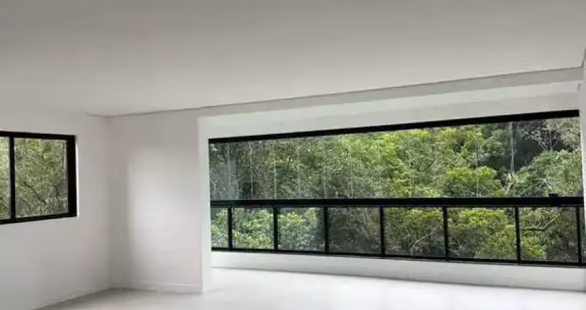 Apartamento com 3 suítes e 3 vagas de garagem na praia brava de itajaí