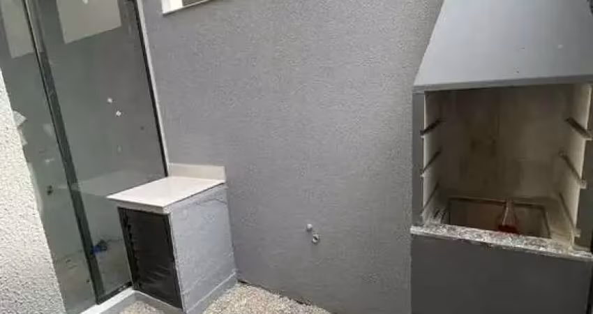 Sobrado 2 suítes e 1 vaga de garagem em alto perequê porto belo/sc
