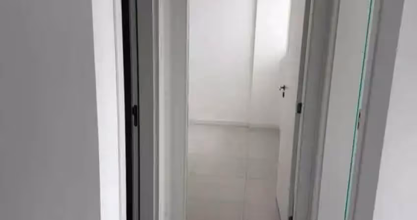 Apartamento com 2 dormitórios sendo 1 suíte e 1 vaga de garagem em balneário camboriú