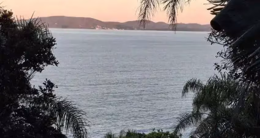Casa com 4 quartos à venda na Praia do Estaleiro, Balneário Camboriú 