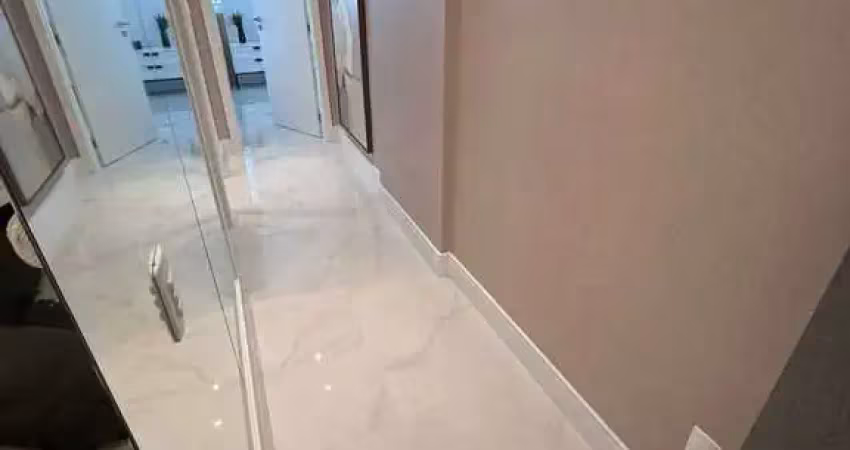 Apartamento mobiliado com 4 dormitórios e 3 vagas de garagem em balneário camboriú/sc