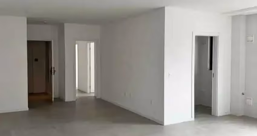 Apartamento no centro com 4 suítes e 3 vagas de garagem em balneário camboriú