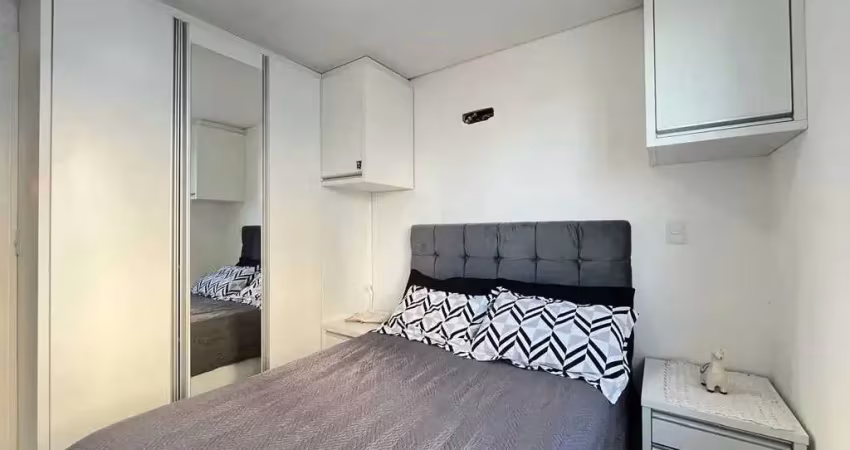 Apartamento semimobiliado com 3 dormitórios sendo 1 suítes e 2 vagas de garagem em itajaí