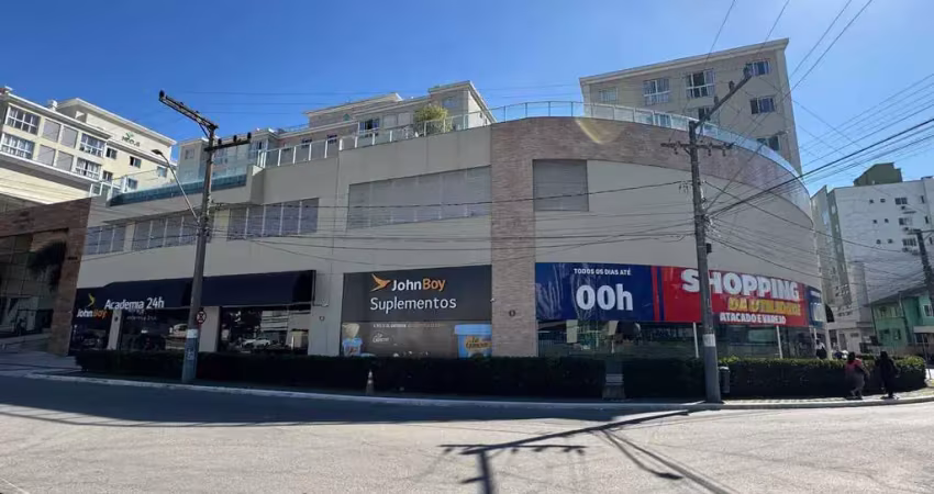 Conjunto de salas comerciais - todas locadas no bairro nações em balneário camboriú/sc