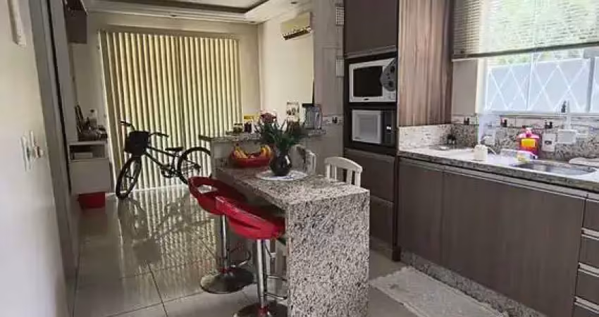 Casa com 2 dormitórios e 2 vagas de garagem - joão costa | joinville/sc
