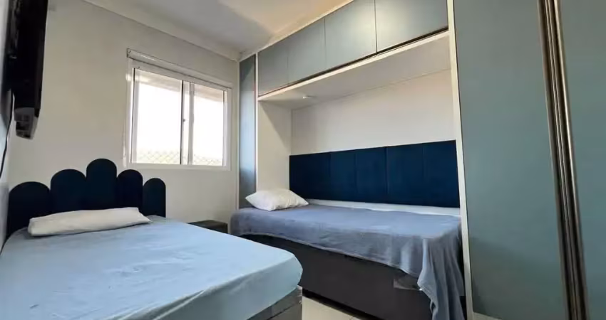 Apartamento mobiliado com 2 dormitórios e 1 vaga de garagem no bairro cidade nova em itajaí