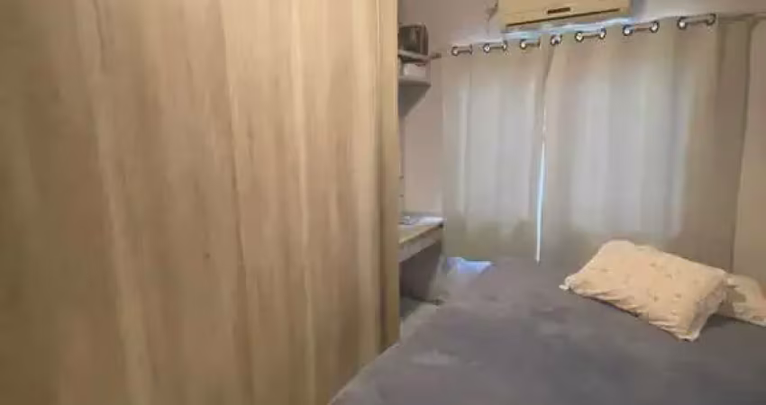 Casa com 3 dormitórios sendo 1 suíte com hidro e 2 vagas - glória | joinville/sc