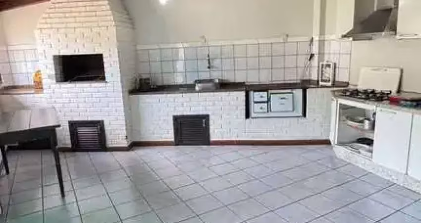 Casa alto padrão com 5 dormitórios sendo 1 suíte e 3 vagas - saguaçu | joinville/sc