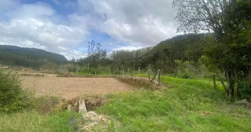 Propriedade rural com arroz irrigado e casa mista, 5 hectares em vitor meireles/sc