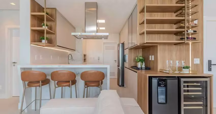 Apartamento com 4 dormitórios sendo 2 suítes e 2 vagas de garagem em balneário camboriú