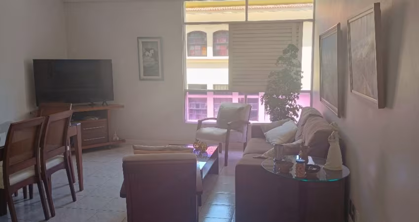 Apartamento 04 Quartos ,Politeama reformado,01 Garagem