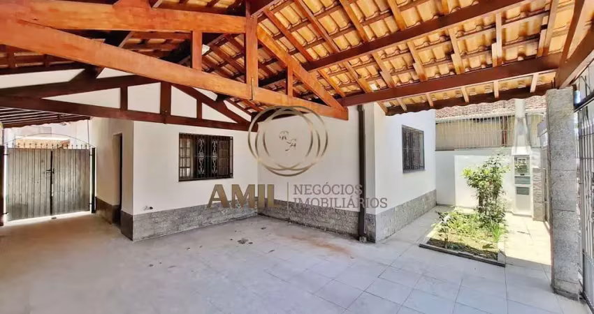 Casa a venda / jardim paraíba / 03 dormitórios / 02 banheiros /terreno lote inteiro com 298 m²/ 183 m² área construída/ edicula/ jacareí