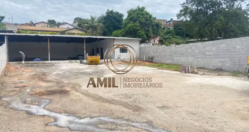 Aluguel de ponto comercial em campos elíseos - taubaté  700m², 1 sala, 2 banheiros, 7 vagas de garagem  agende sua visita!
