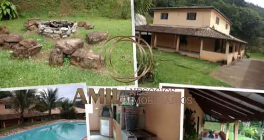Chácara de luxo com pesqueiro em monteiro lobato - 4 quartos, 1 suíte, 2 banheiros - área 600m² - imperdível!