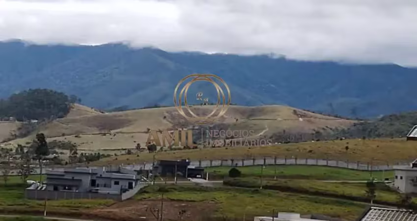 Terreno em condomínio fechado à venda no Village da Serra, Tremembé 