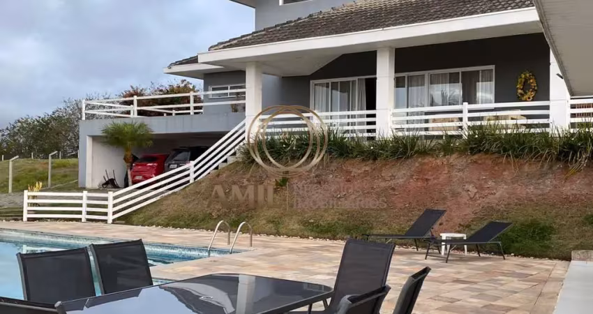 Casa de alto padrão com 4 suítes, piscina, 3.680m², no condomínio parque dos lagos, jacareí