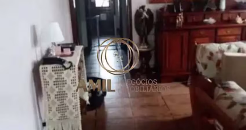Casa com edícula / vila jaci / 04 dormitórios com 01 suíte  / 236 m²/ são josé dos campos