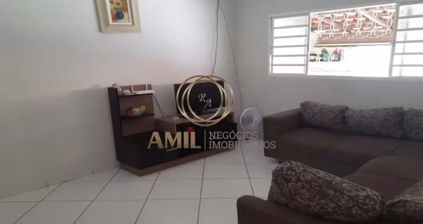 Casa / 02 dormitórios / jardim santa marina / 82m² / 126m² terreno / jacareí