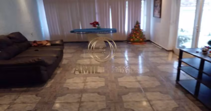 Casa com 3 quartos para alugar no Jardim Independência, Jacareí 