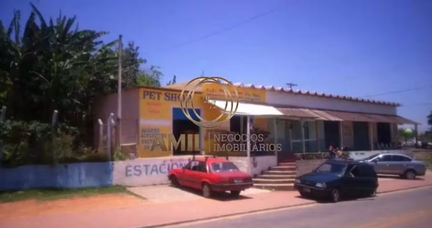 Vendo o melhor ponto comercial da região, com 1500m² de terreno e um galpão de 260m² de construção
