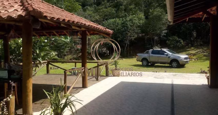 Venda chácara ressaca dentro da cidade com 5.000m² de terreno - ubatuba