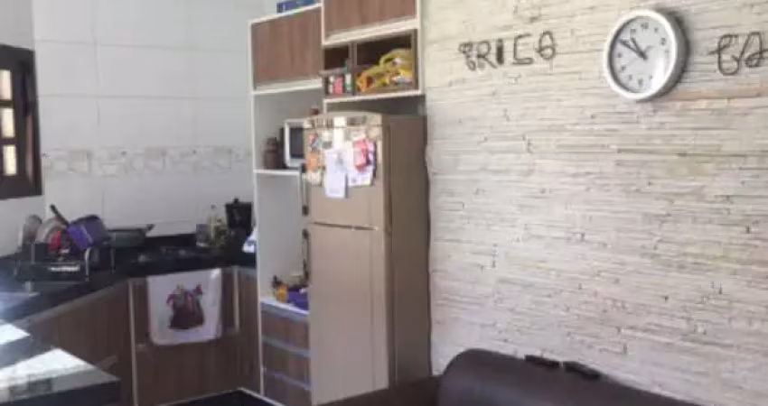 Casa  / residencial santa paula / 02 dormitórios / 01 suíte / 82m²/ jacareí