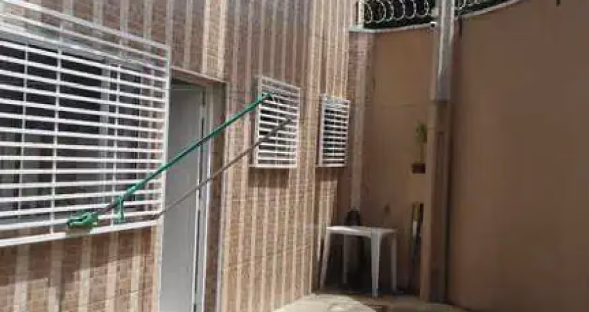 Barracão / Galpão / Depósito com 2 salas à venda no Jardim Emília, Jacareí 