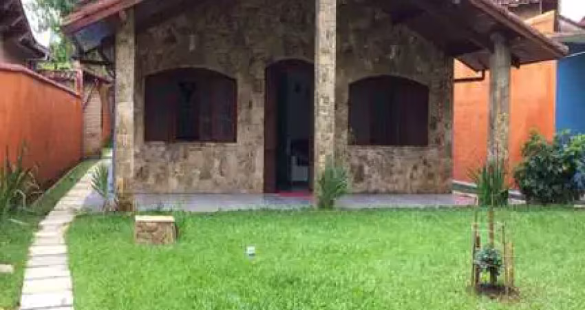 Casa / lagoinha / 03 dormitórios / 125 m² área construída / 830 m² terreno/ ubatuba