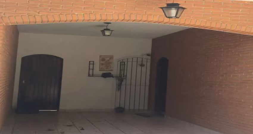 Casa / 05 dormitórios, sendo 2 suítes / edícula / área gourmet / santana / 280 m² de terreno / 260 m² de área construída / são josé dos campos