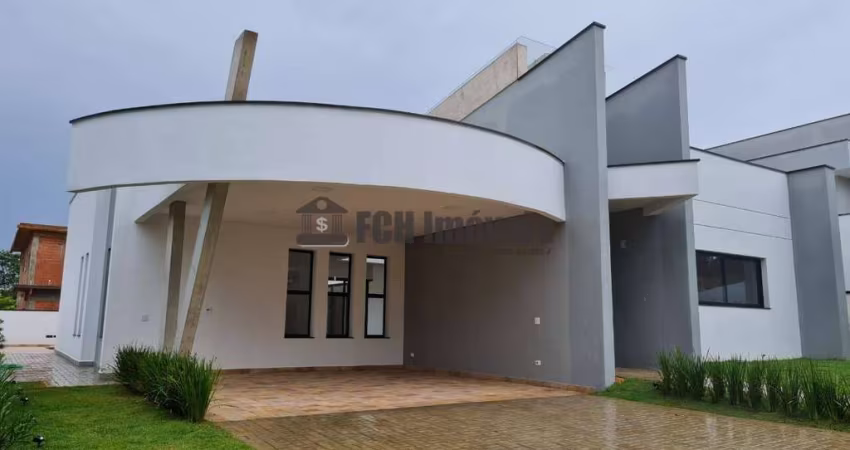 Casa no Condomínio Portal dos Bandeirantes II em Porto Feliz