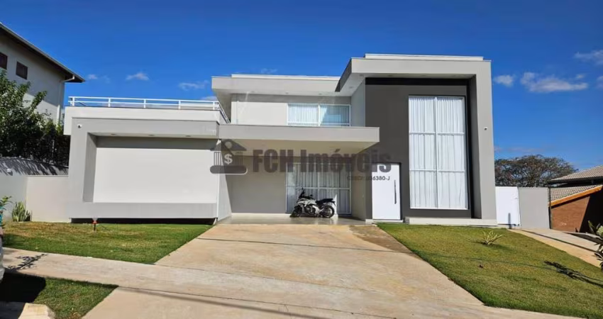 Casa no Condomínio Portal dos Lagos em Boituva