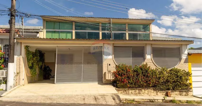 Casa em condomínio fechado com 5 quartos à venda na Rua Imperatriz Guita, 54, Coroado, Manaus