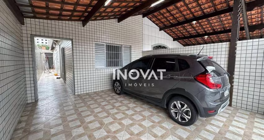 Casa com 2 dormitórios à venda, 75 m² por R$ 450.000,00 - Maracanã - Praia Grande/SP