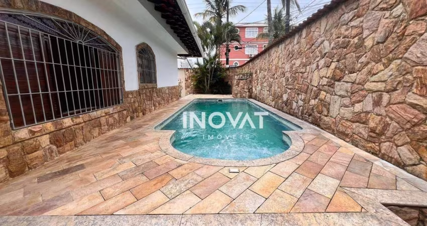 Casa com 2 dormitórios à venda, 252 m² por R$ 750.000,00 - Vila Caiçara - Praia Grande/SP