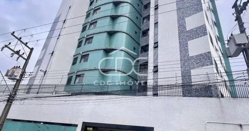 EXCELENTE APARTAMENTO SEMIMOBILIADO NO ÓRFÃS
