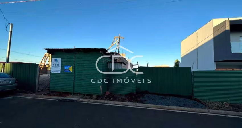 EXCELENTE CASA EM CONSTRUÇÃO EM CONDOMÍNIO FECHADO