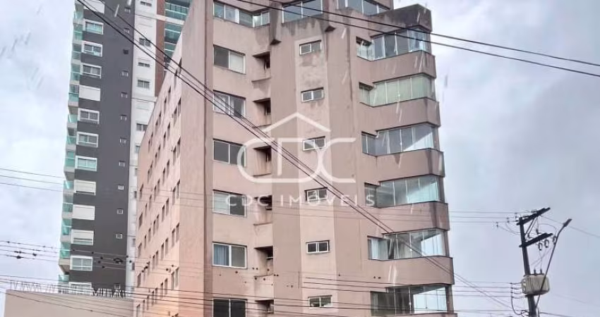 ÓTIMO APARTAMENTO CENTRAL