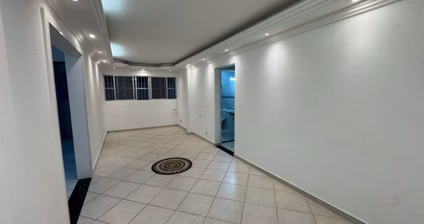 Apartamento 2 dormitórios, semi-mobiliado na Vila Guilhermina.