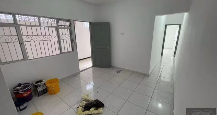 Casa à Venda em Vila Antártica, Praia Grande - SP