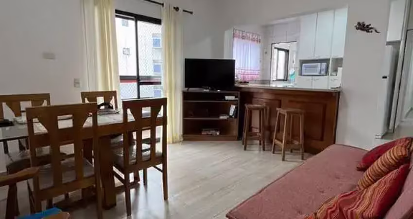 Apartamento amplo na guilhermina 2 dormitórios 1 suíte 200 metros da praia