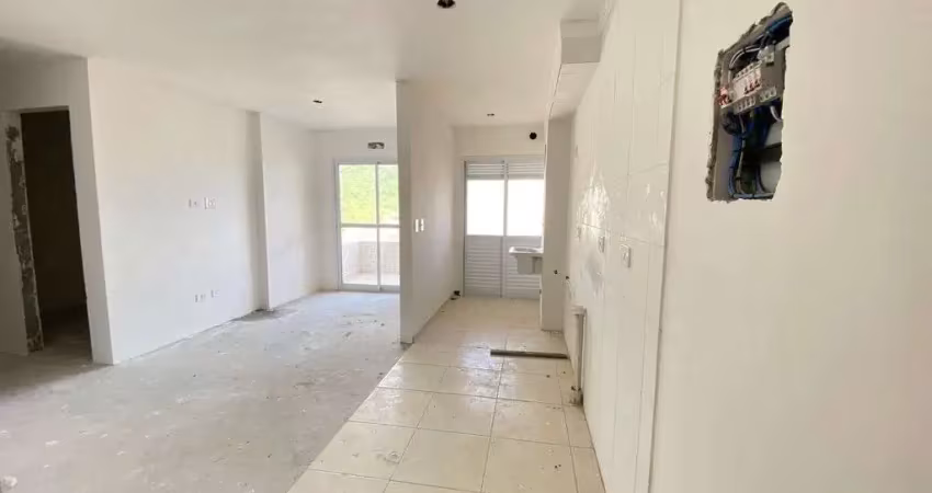 Apartamento 2 dormitórios sendo 1 suíte á venda no canto do forte, praia grande!
