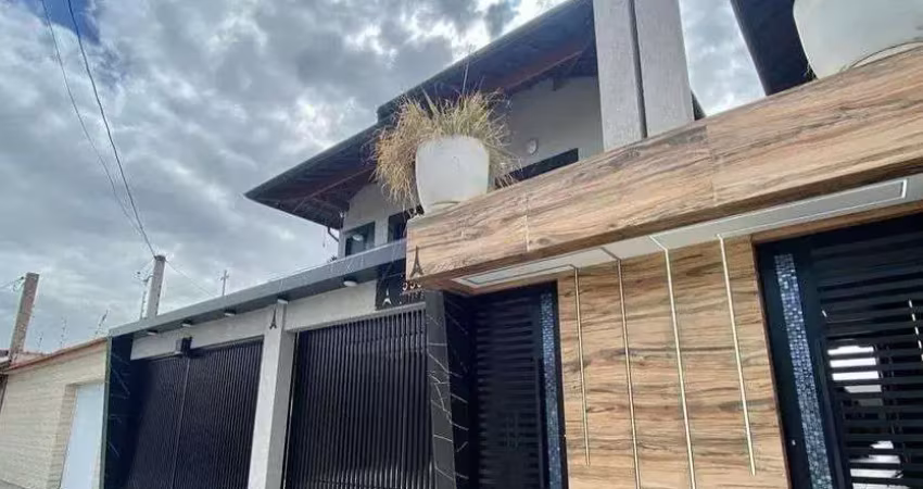 Casa de condomínio - 02 dormitórios | lazer com piscina e churrasqueira
