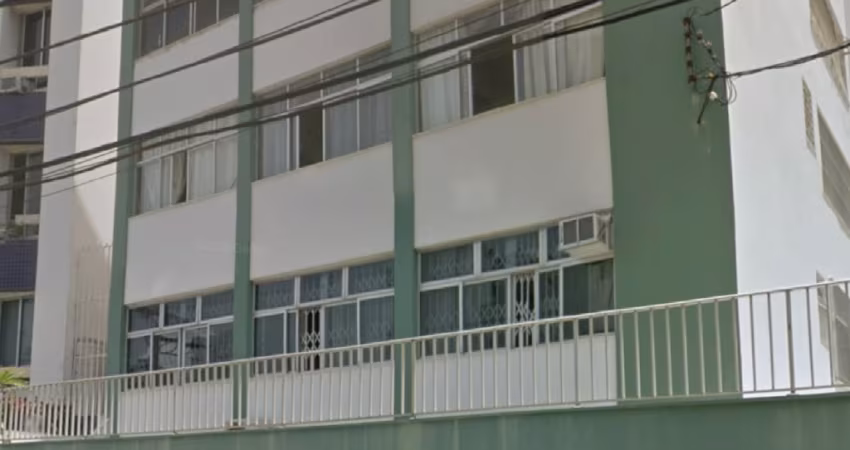 Apartamento à Venda na Barra – Perto da Praia