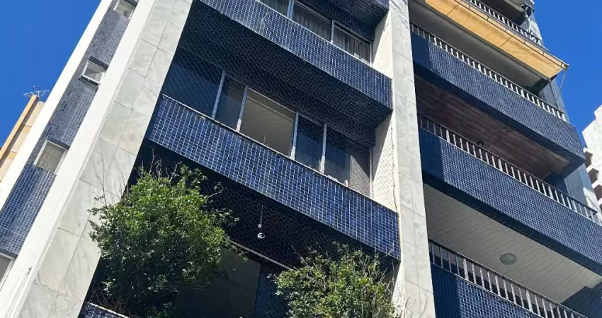 Amplo apartamento de 3 quartos com suíte, 139m², em localização privilegiada!