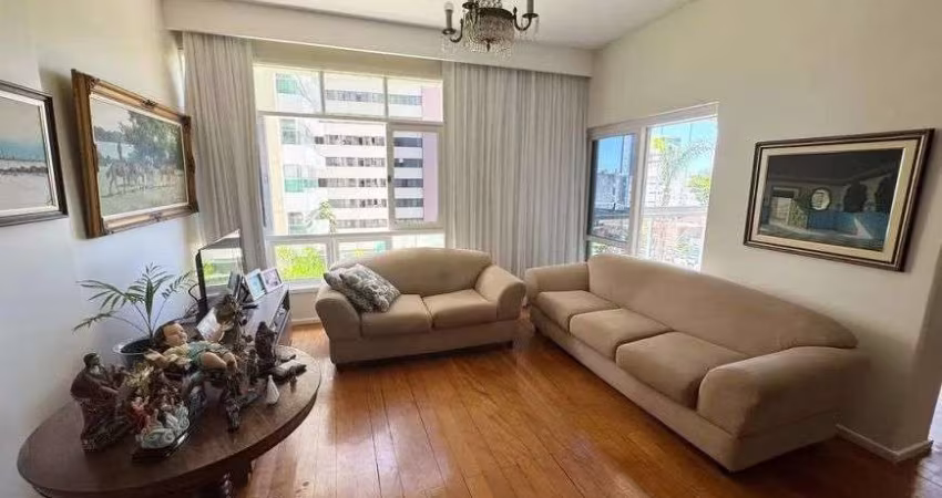 APARTAMENTO - 4/4 COM SUÍTE - 223M² - GRAÇA
