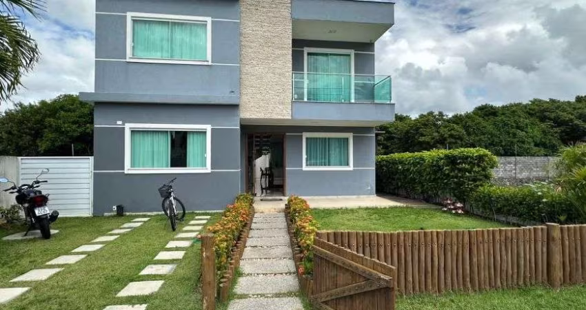 CASA LUXUOSA - 5 QUARTOS SENDO 3 SUÍTES - NASCENTE - ABRANTES