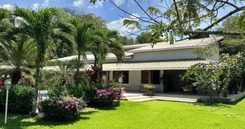 CASA LUXUOSA - 6 QUARTOS SENDO 4 SUÍTES - LAURO DE FREITAS