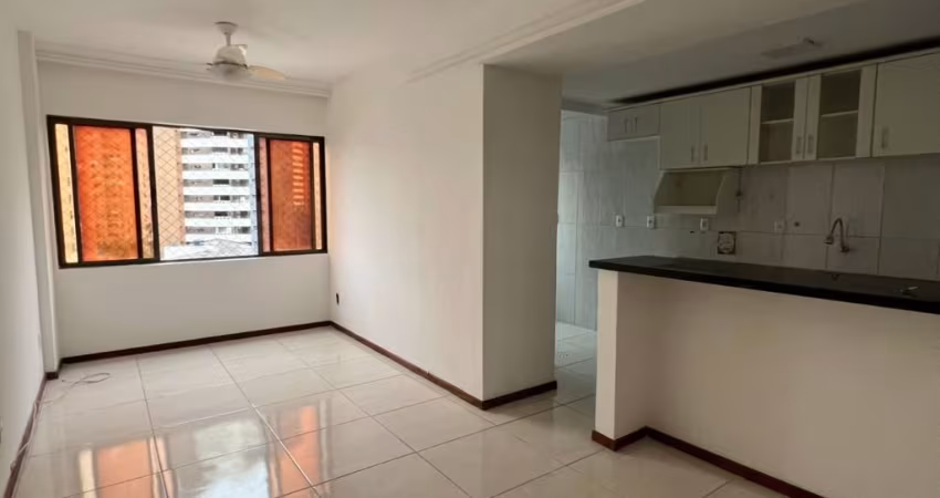 Oportunidade na Pituba apartamento 2/4 com 1 vaga de garagem